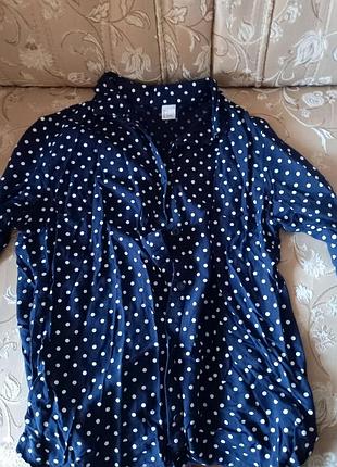 Жіноча темно-синя ділова класична сорочка оверсайз в горошок / горох h&m.