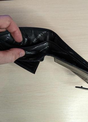 Мужской кожаный кошелек с защелкой armani черное портмоне из натуральной кожи в подарочной упаковке4 фото