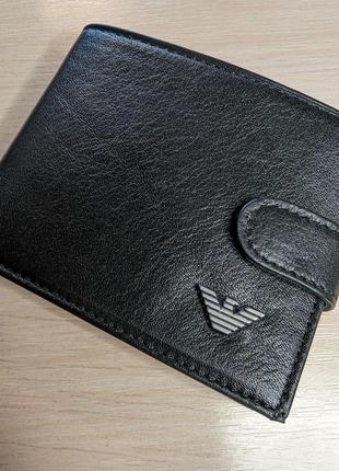 Мужской кожаный кошелек с защелкой armani черное портмоне из натуральной кожи в подарочной упаковке3 фото