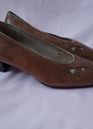 Theresia m, немежность, кожа 100%,женские туфли p.38,51 фото