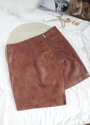 Асиметричная коричневая юбка кожзам 36 с размер