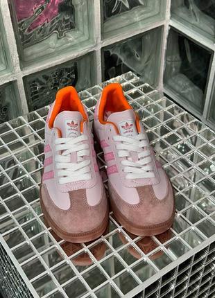 Шикарне стильне жіноче взуття кросівки наложний топ новинка adidas samba pink1 фото