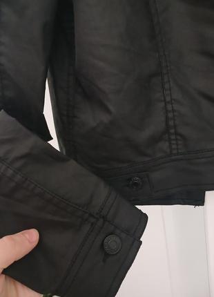 Черная матовая курточка4 фото