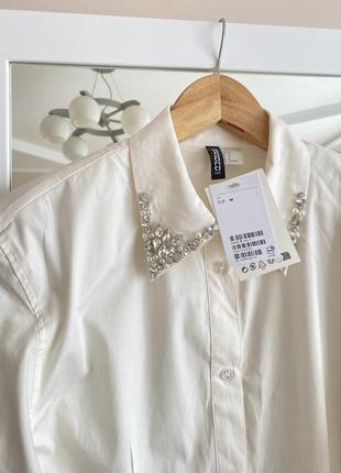 Блуза рубашка h&amp;m с подплечниками вышита камнями сваровски7 фото