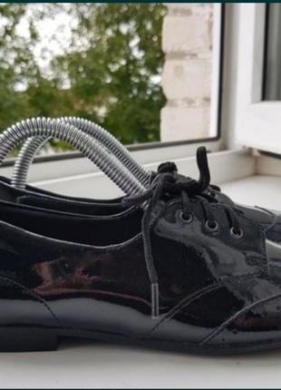 Clarks ( оригінал)  33 розмір