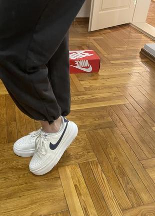 Кросівки nike court vision alta7 фото