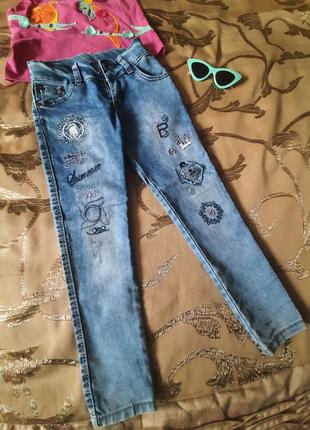 Джинси на дівчинку 6-7 років