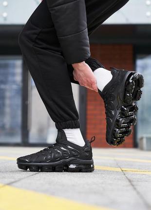 Мужские кроссовки nike air vapormax plus'triple black4 фото