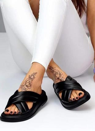 Женские кожаные шлепанцы