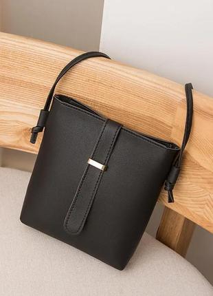 Жіноча квадратна сумка через плече з екошкіри з пряжкою, чорна сумка через плече3 фото