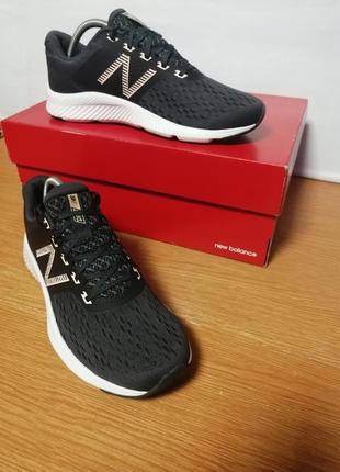 Кросівки new balance2 фото