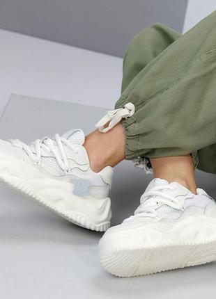 Натуральні шкіряні білі кеди - кросівки на високій підошві8 фото