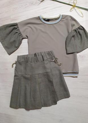 Вовняний костюм