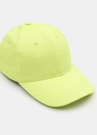 Кепка, бейсболка лимонна