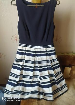 Романтичне плаття ,,бренд yessica ,розмір s,,270грн