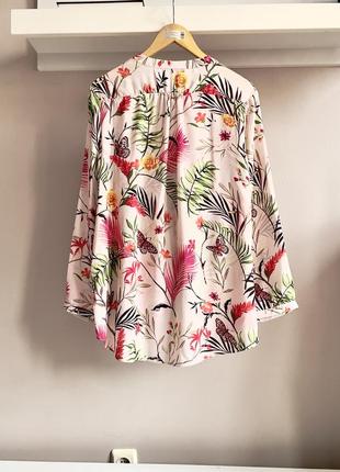 Красивая шифоновая блуза с тропическим принтом2 фото