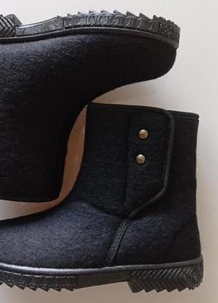 Жіночі зимові теплі чоботи-валянки, бурки угги короткі на липучці чорні 39р = 25.1 см