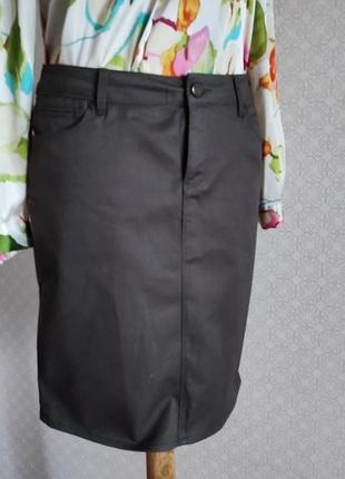 Нова котонова спідниця кольору хакі від zara women.