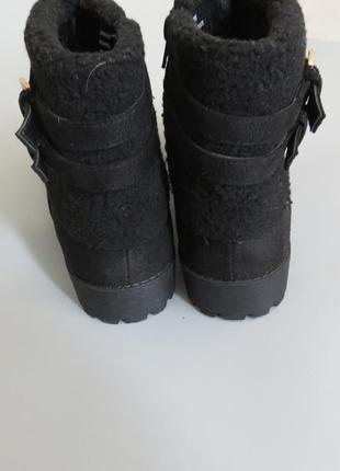 Черные замшевые  ботинки с мехом teddy. размер 5/385 фото
