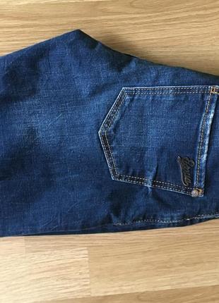 Классические синие джинсы на осень4 фото