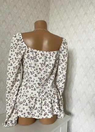 Очень красивая блуза с квадратным вырезом в цветочный принт блуза с длинными рукавами р.10/387 фото