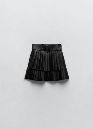 Юбка плиссе из экокожи zara с поясом4 фото