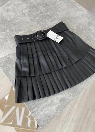 Юбка плиссе из экокожи zara с поясом5 фото