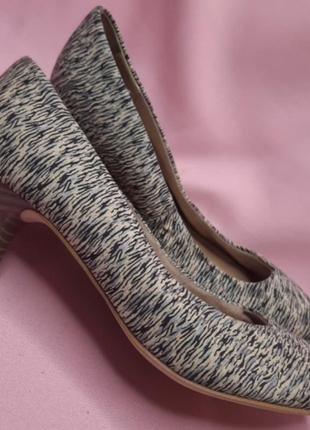 Нові елегантні стильні туфлі tamaris p.388 фото