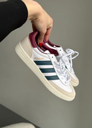 Кроссовки adidas spezial white beige red1 фото