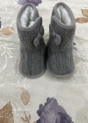 Сапожки для ребеночка