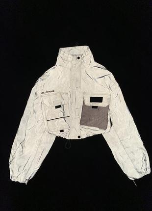 Куртка короткая светоотражающая1 фото