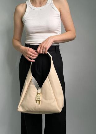 Жіноча сумка 👜hobo medium leather cream7 фото