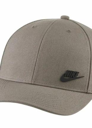 Кепка nike sportswear legacy 91 metal futura cap оригінал