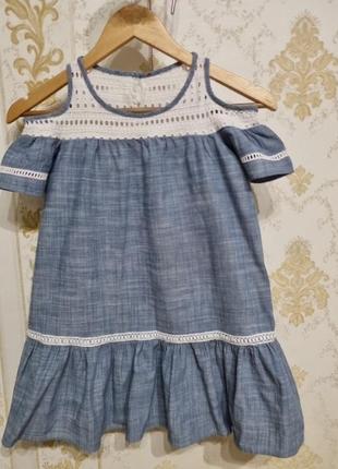 Платье с прошвой и оборкой снизу