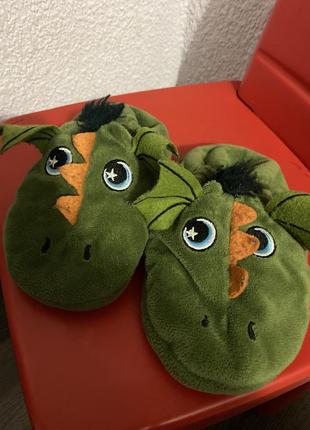 Комнатные тапочки