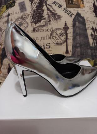 Красивые серебряные туфли new look3 фото