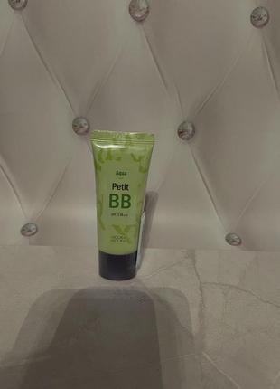 Вв-крем для комбинированной кожи holika holika aqua petit bb cream spf 25 pa++ с экстрактом зеленого чая, 30 мл