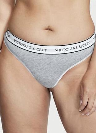 Оригинал.фирменные,хлопковые трусики стринги victoria's secret logo cotton