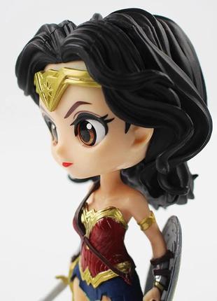 Оригинальные статуэтки wonder woman в стиле аниме персонажа, фигурки чудо-женщины, аниме.3 фото