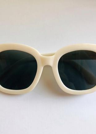 Квадратные солнцезащитные очки1 фото