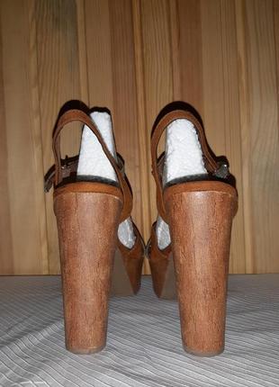 Коричневые босоножки на высоком каблуке и толстой подошве для стриппластики, пилатеса9 фото