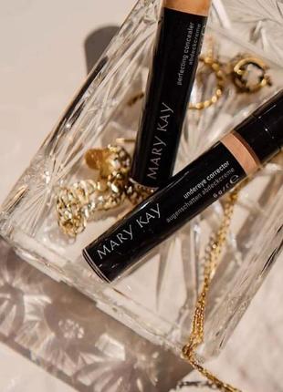 Корректор для шкіри навколо очей mary kay