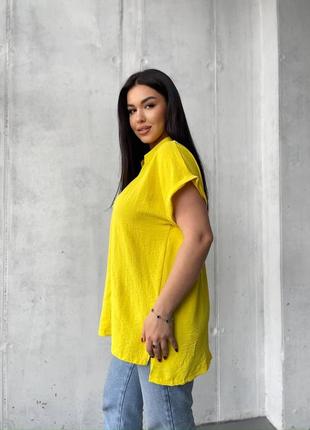 Рубашка женская оверсайз с вырезом качественная стильная желтая7 фото
