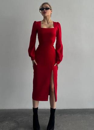 Платье миди силуэтное красное чёрное с квадратным вырезом декольте с рукавами фонариками футляр по фигуре корсетное офисное нарядное элегантное