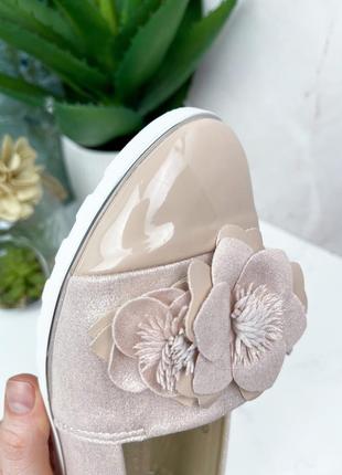 Нюдовые туфли балетки с цветочным декором abloom10 фото