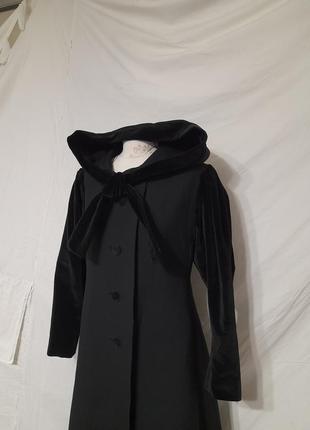 Винтажное пальто в готическом стиле с бархатными рукавами готика панк аниме3 фото