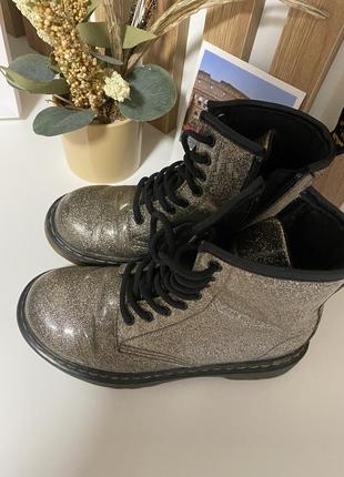 Сапожки dr.martens 4