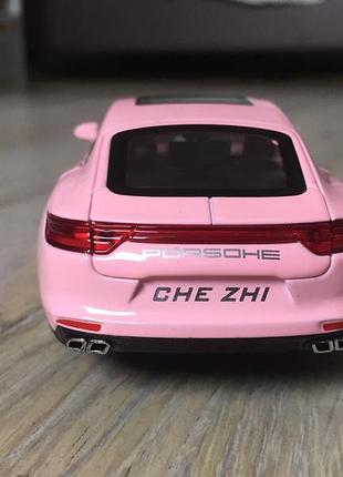 Модель автомобиля porsche panamera масштаб: 1:32. игрушка порш панамера розового цвета 9