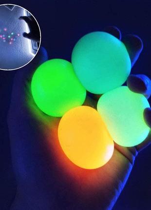 Липкі кулі globbles resteq. липкі кульки, що світяться globbles 4 шт. іграшка-антистрес 4.5 см7 фото