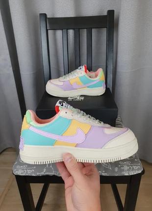 Зимние кроссовки женские nike air force 1 shadow pale ivory. обувь зимняя женская найк аир форсе цветная